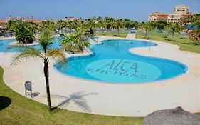Almerimar Amplio Apartamento De 3 Habitaciones Con Piscina, Pista De Padel, Futbol Y Garaje Cubierto Para 2 Coches En Altas Entinas